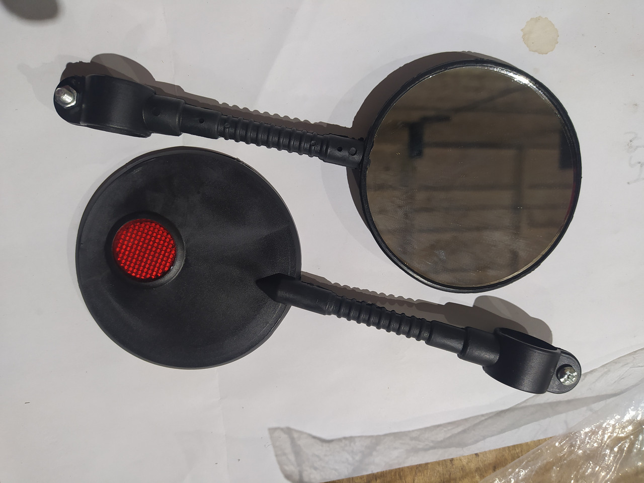 Велосипедні дзеркала круглі (чорні, з фіксатором, великий відбивач) OEM