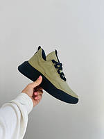 Кросівки, кеди жіночі