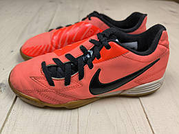 Футзалки бампи Nike T90, розмір 34 (устілки 21,5 см) стан ВІДМІННИЙ