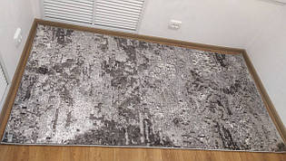 Сучасна сіра доріжка LEVADO 03889 A LIGHT-GREY