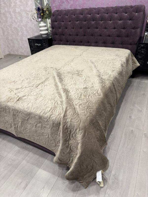Велюрове стьобане покривало Romance 210х230