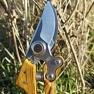 Садовий секатор HAONONGFU SK5 – професійний інструмент для обрізки винограду, дерев і квітів