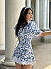 Жіноча літня легка романтична приталена міні-сукня зі штапеля з мереживом в принт, фото 3