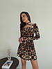 Стильна жіноча приталена леопардова міні-сукня з мікродайвінгу з з переплетінням в зоні декольте, фото 9