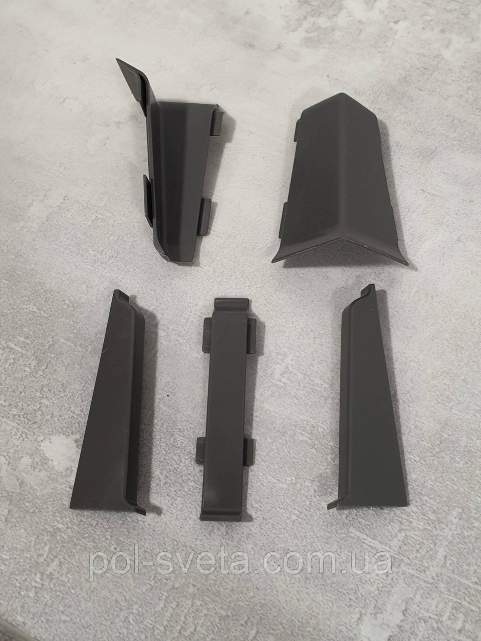 З'єднання до плінтуса ПВХ Grun Holz 70 мм, Титан 820, фото 1