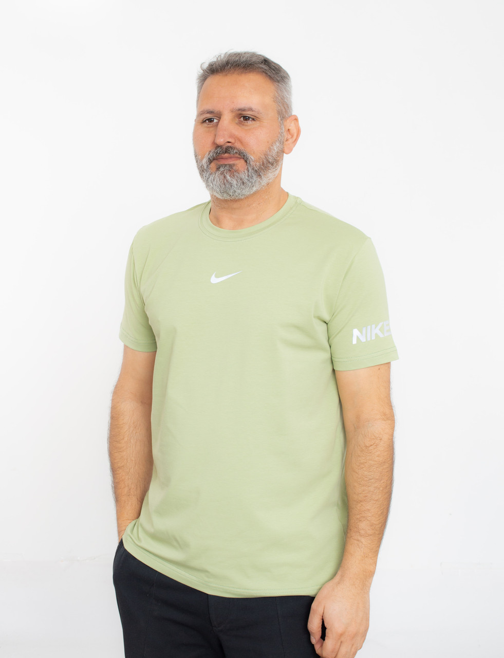 Чоловіча футболка Nike св.оливка