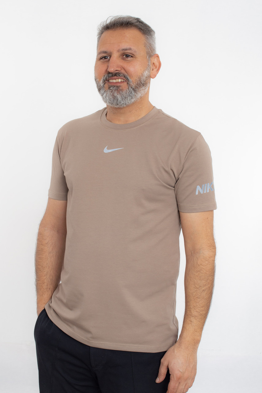 Чоловіча футболка Nike капучино