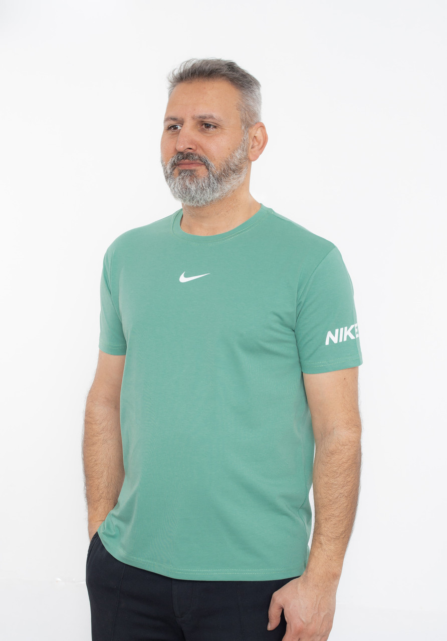 Чоловіча футболка Nike фісташка