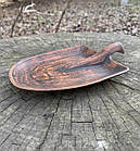 Керамічна тарілка у формі лопати з червоної глини