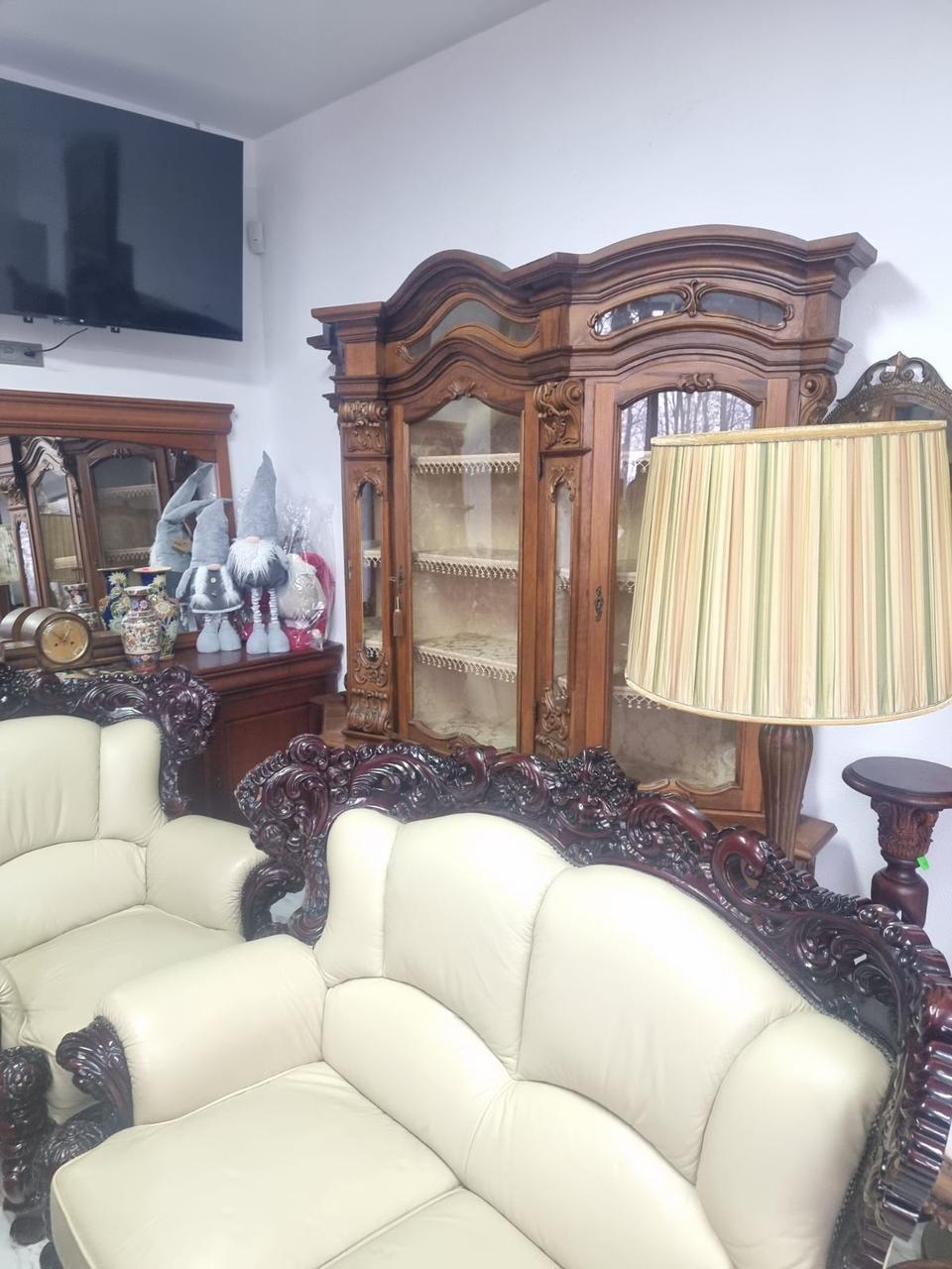 Креденс/буфет/сервант. Старовинний - ХІХ ст. 🇲🇫 Франція Виготовлений з масиву дуба. Ручна різьба. Без втраче