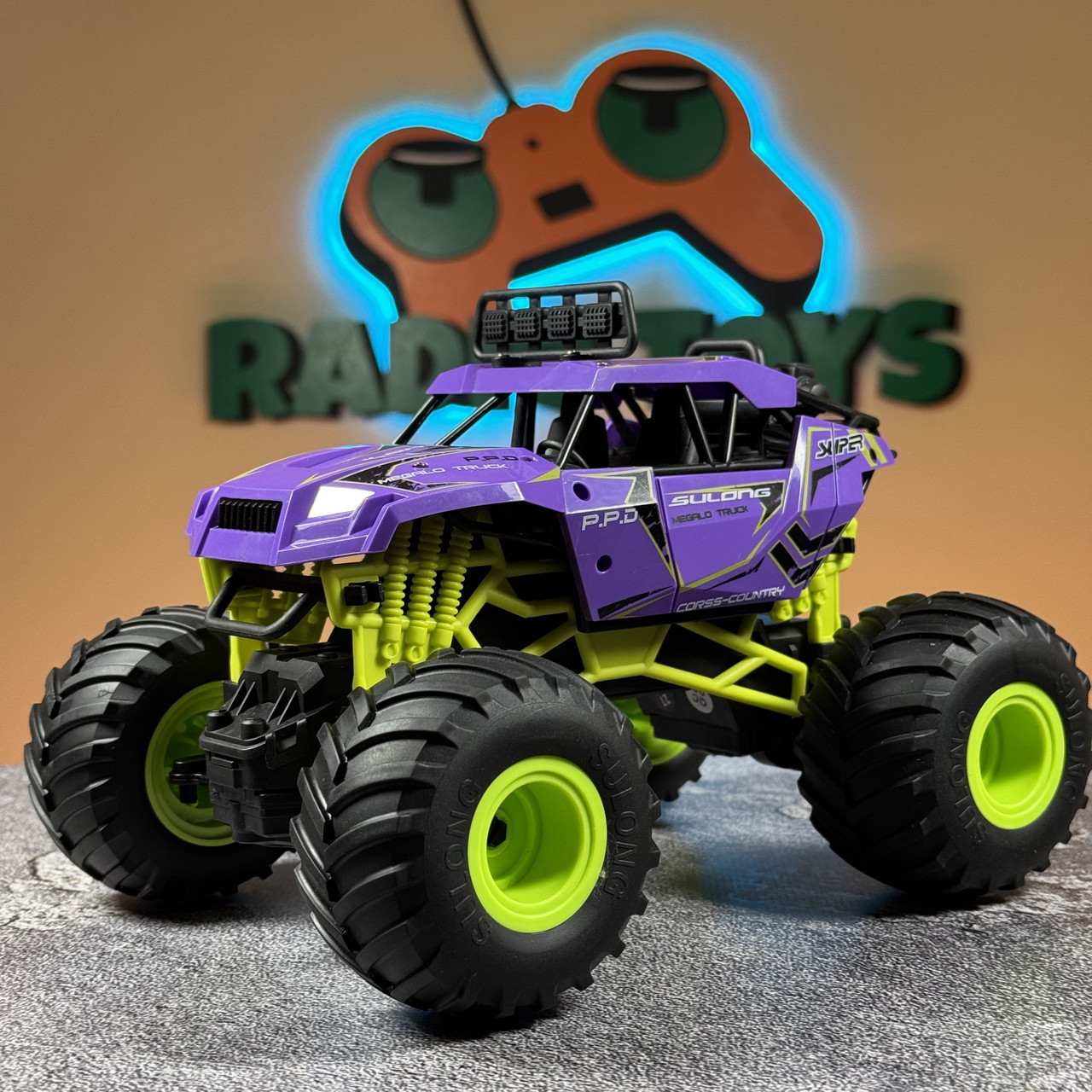 Монстр Трак на радіоуправлінні Void Monster Truck Фіолетовий | Джип на пульті управління | Машинка на радіокеруванні, фото 1