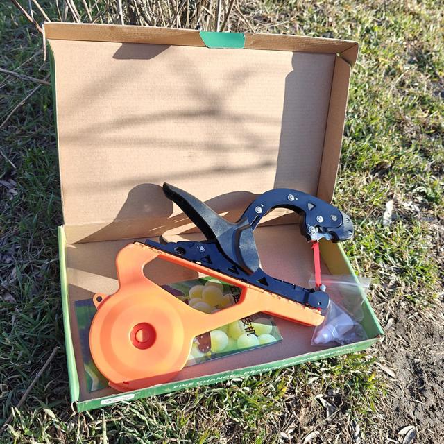 Профессиональный садовый степлер