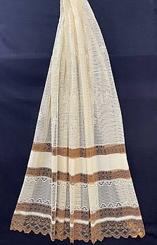 Коротка тюль сітка на метраж, золотистого кольору з коричневою вишивкою, висота 1,5 м (132-2)