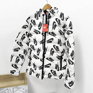 Чоловіча куртка Nike біла (осінь/евро-зима) маломірить