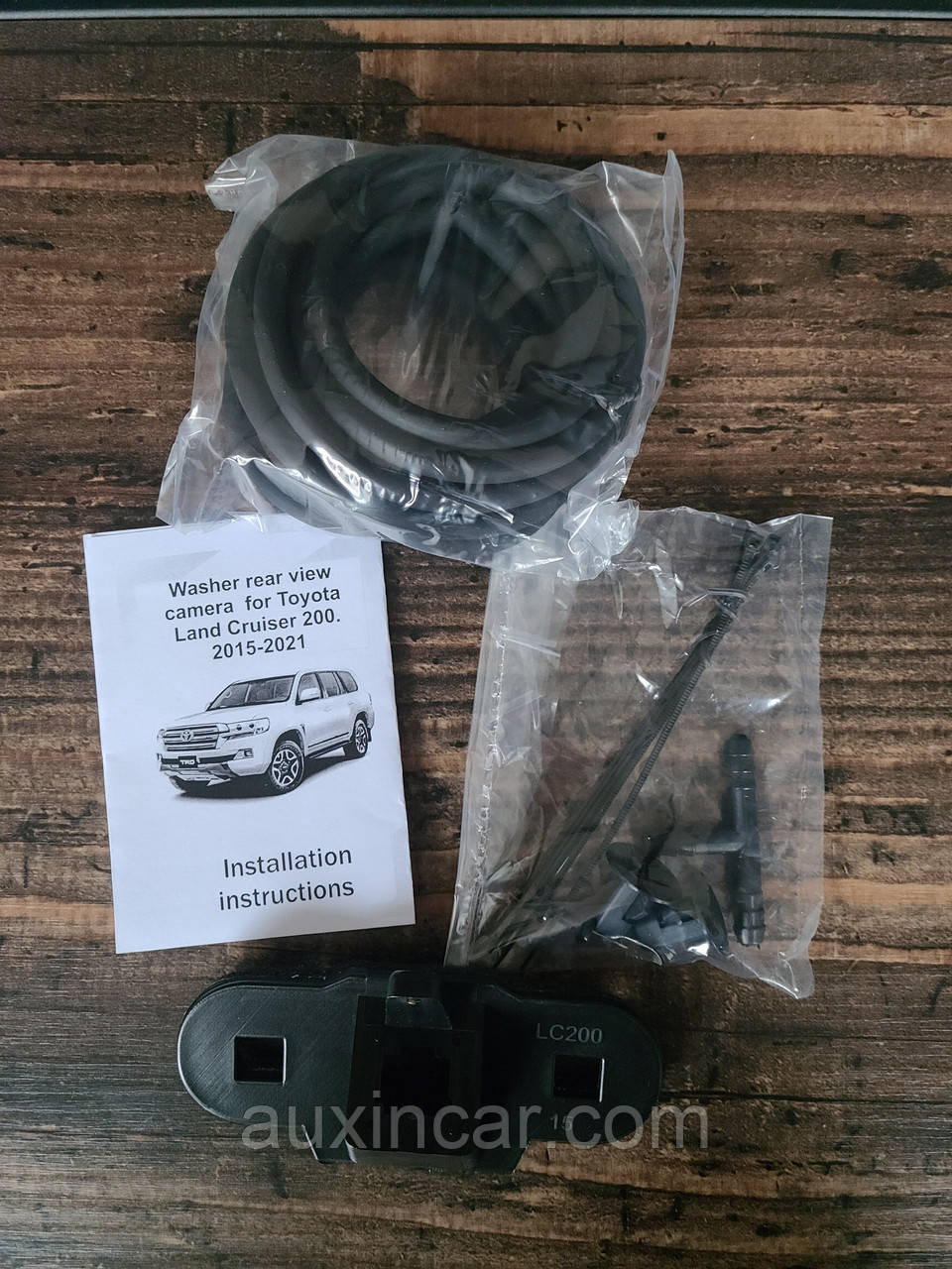 Toyota Land Cruiser LC200 2015-2022 омивач камери заднього виду комплект