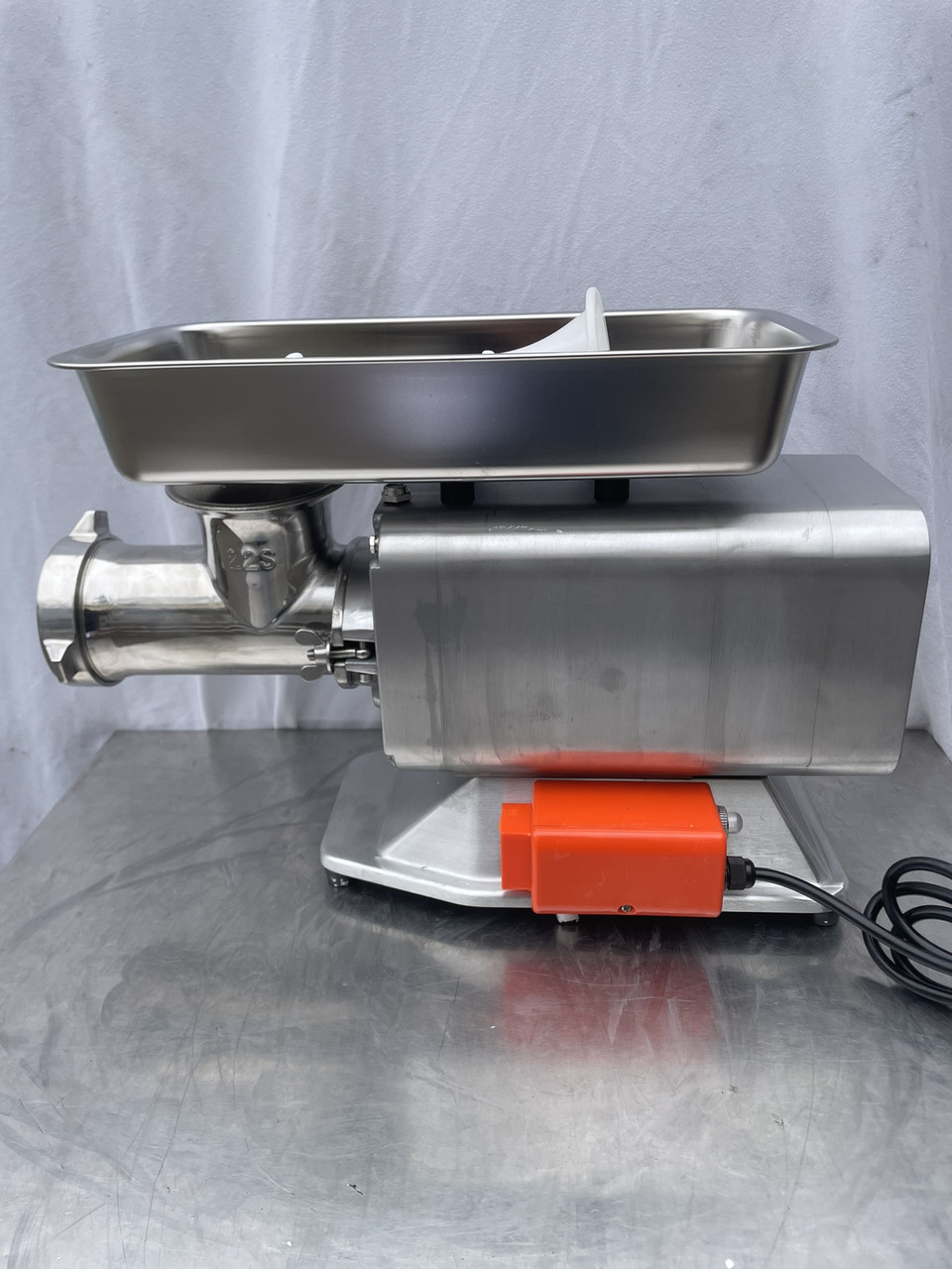 М'ясорубка промислова Vektor BL-3-12Z 1500 Вт  150 кг/год
