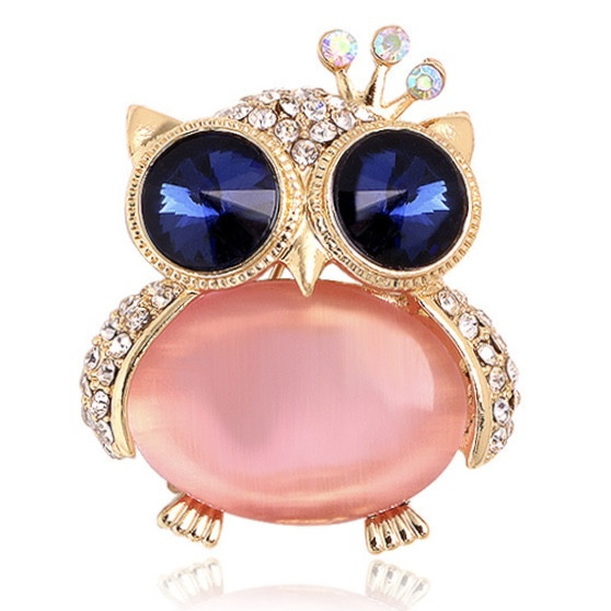 Брошка металева на золотистій основі сова із синім очима та білими стразами розмір 40х30 мм