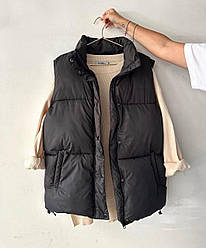 Базова жіноча тепла стильна жилетка весняна безрукавка плащівка 200 жилет на блискавці з кнопками