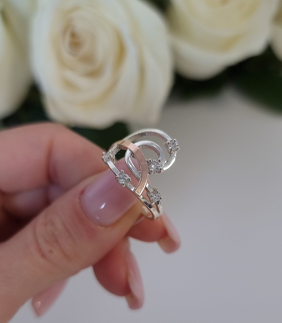 Каблучка зі срібла та золота з переплетеними лініями Мистецтво, фото 1