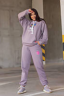 Жіночий спортивний костюм вільного крою