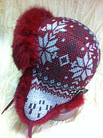 Красива в'язана вушка з орнаментом з хутром кролика
