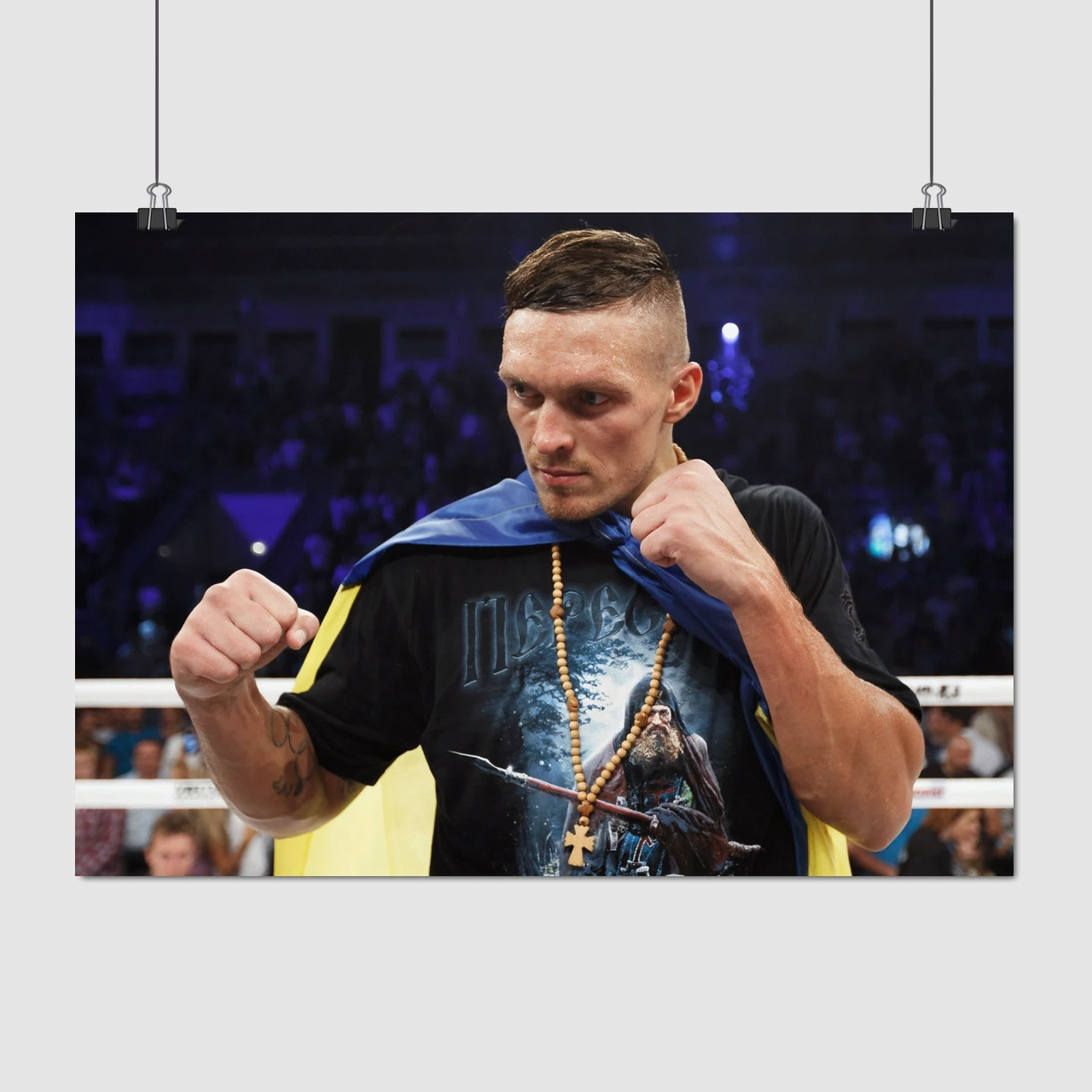Плакат "Усик Олександр з прапором", 43×60см