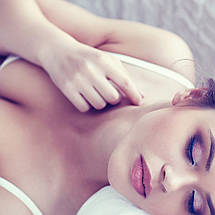 Плакат "Дівчина в білизні на дивані", 43×60см, фото 2