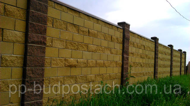 Будівництво паркану з декоративних блоків