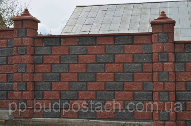 Будівництво паркану з декоративних блоків