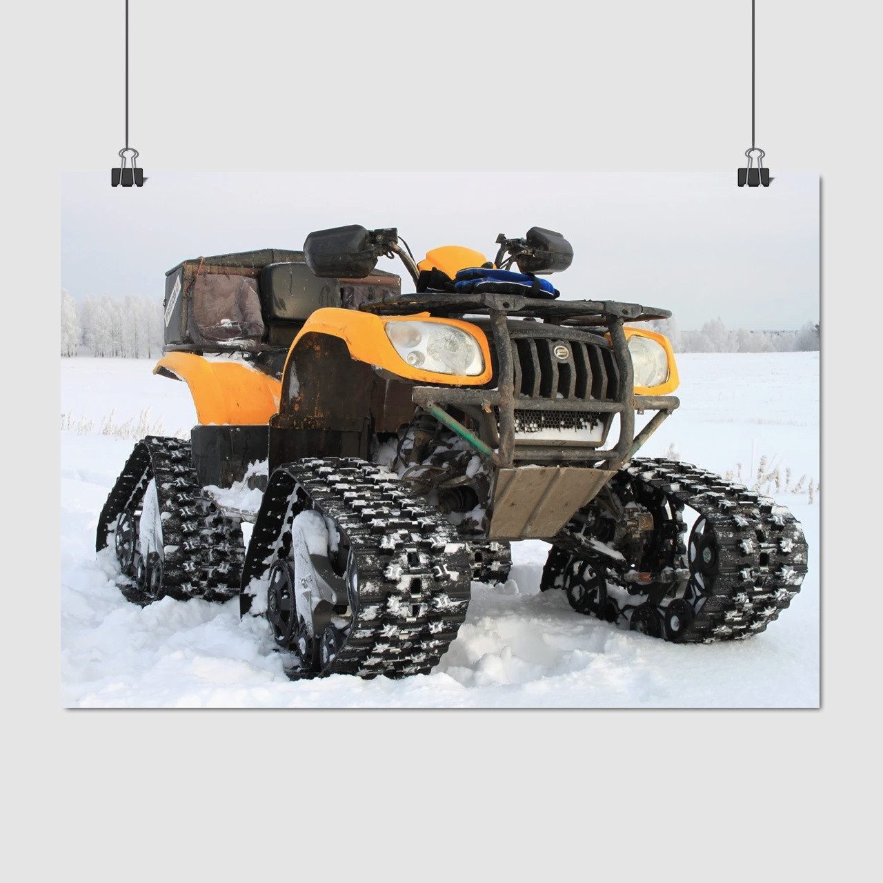 Плакат "Гусеничний мотовсюдихід на снігу", 43×60см