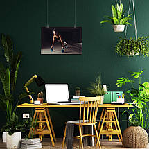 Плакат "Дівчина віджимається на гирях", 40×60см, фото 5