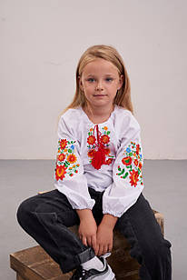 Дитяча вишиванка для дівчинки "Квіткова", блузка з квітковою вишивкою