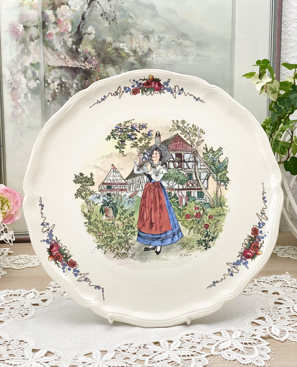 Велика французька фарфорова страва, тарілка сервіровки  від Sarreguemines, Франція, 34 см