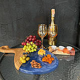 Дошка для подачі сиру та вина з дерева та епоксидної смоли 47*25 см, фото 2