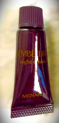 Menard Embellir Night Cream нічний омолоджуючий крем з екстрактами грибів Рейші, мініатюра 2 г