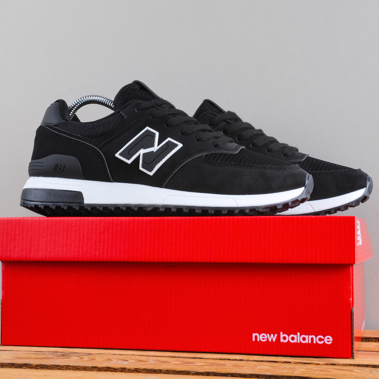 РОЗПРОДАЖ Кросівки у сти лі New Balance 574 чорні, фото 1