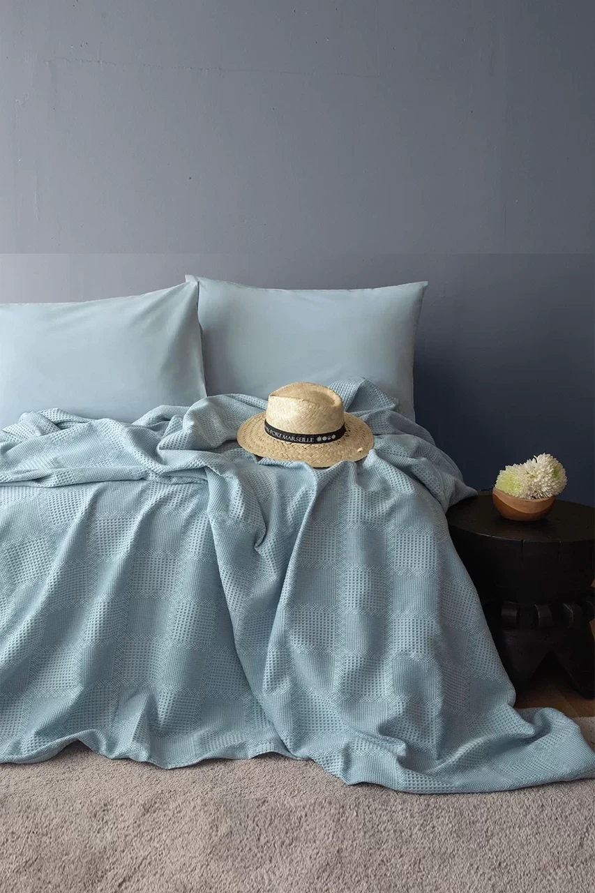 Постільна білизна з пледом Issimo Summerpunch 220 х 240 см Blue
