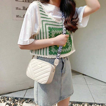 Клатч жіноча маленька сумка білого кольору