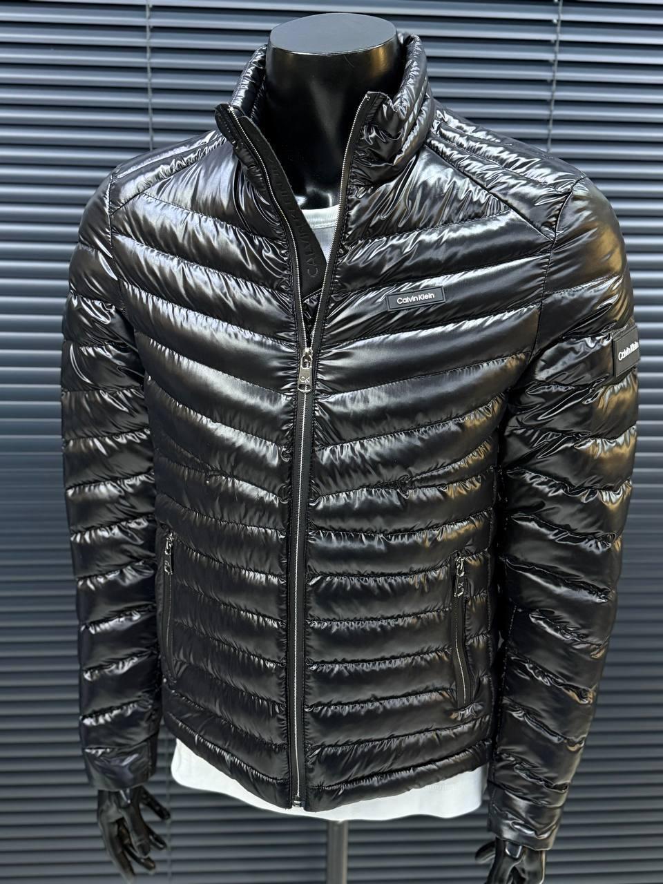 Чоловіча куртка вітровка CALVIN KLEIN D12584 чорна M, XL