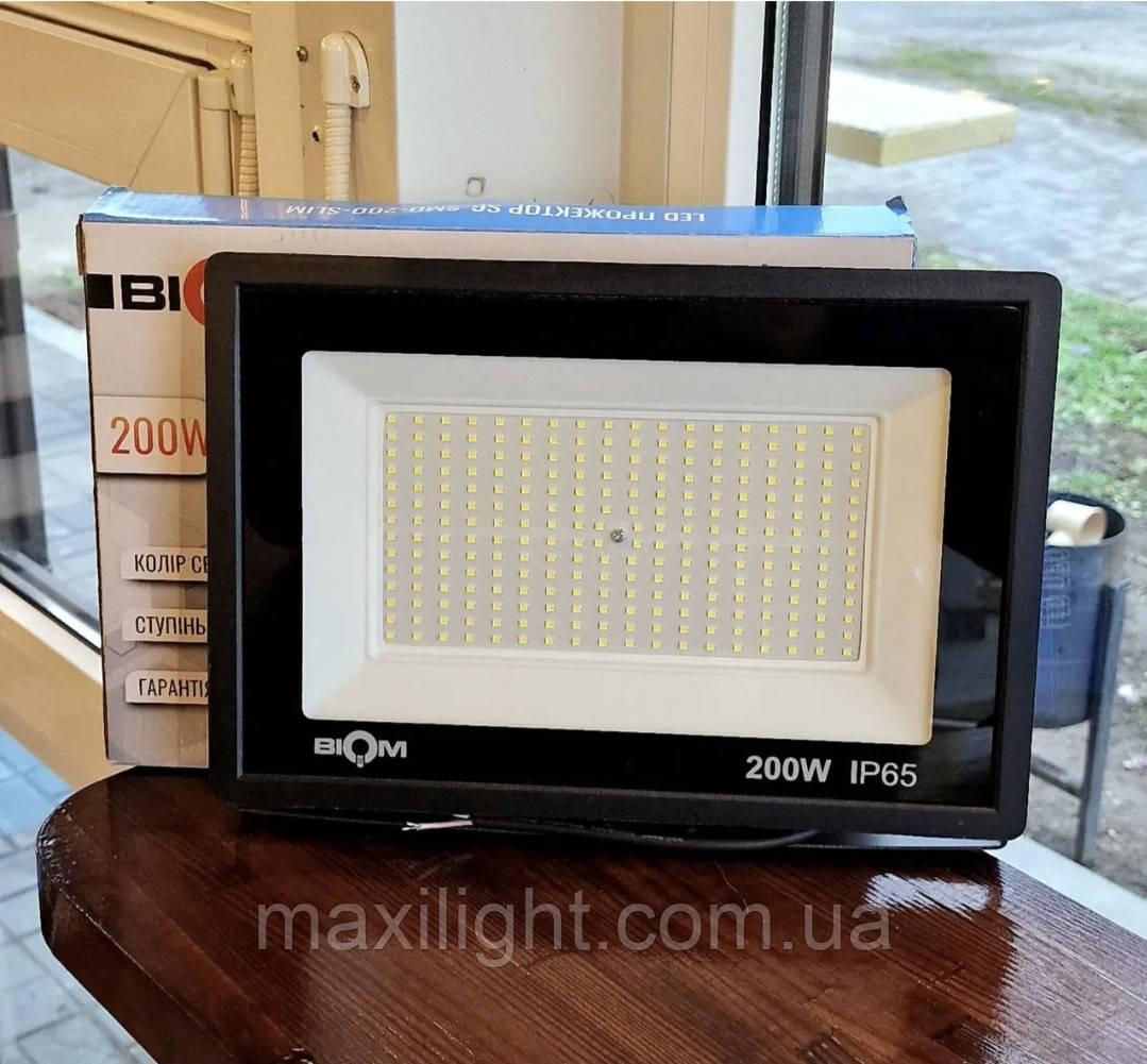 Світлодіодний прожектор BIOM 200W S6-SMD-200-Slim 6200К 220V IP65