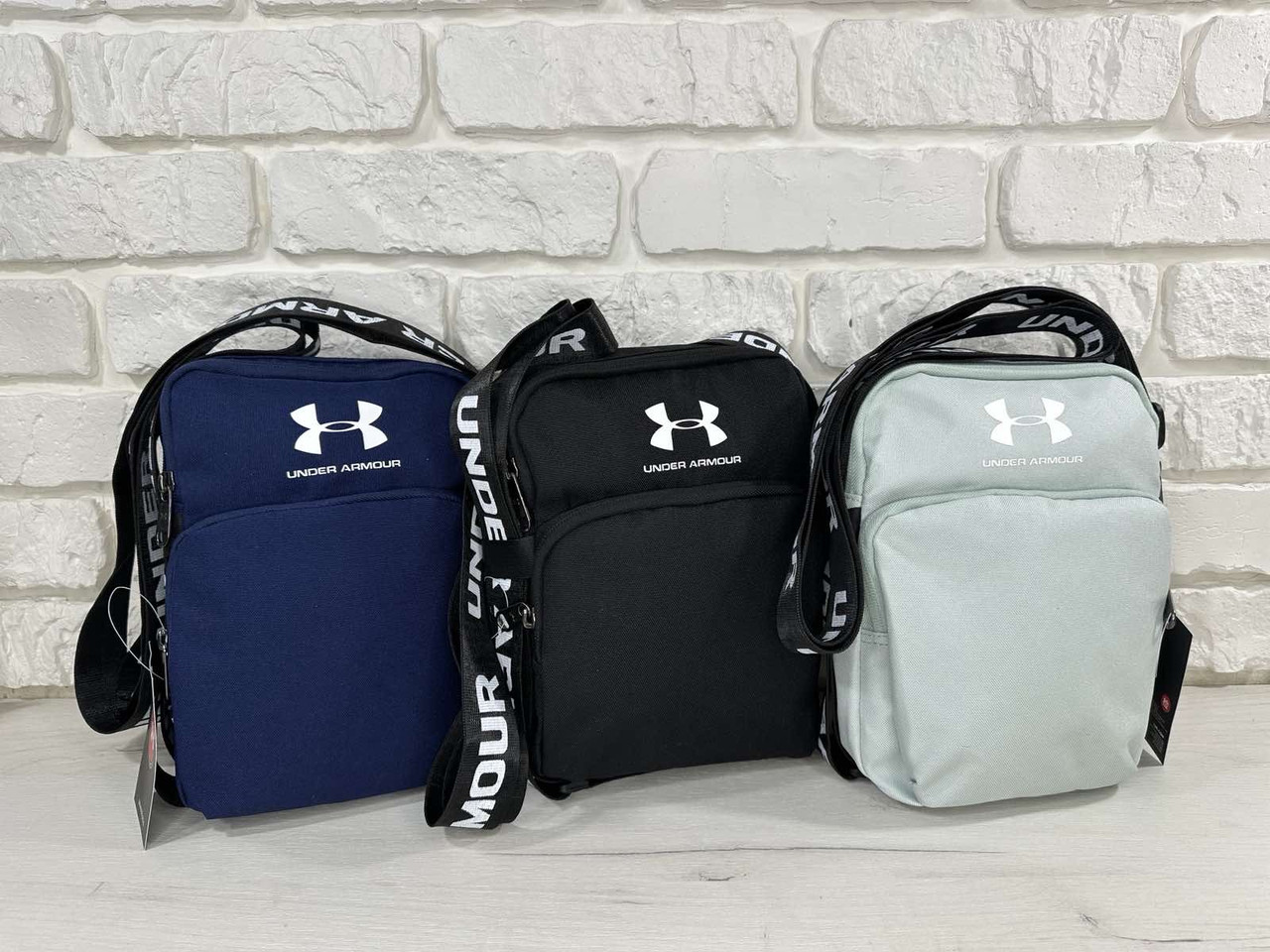 Сумка через плече Under Armour