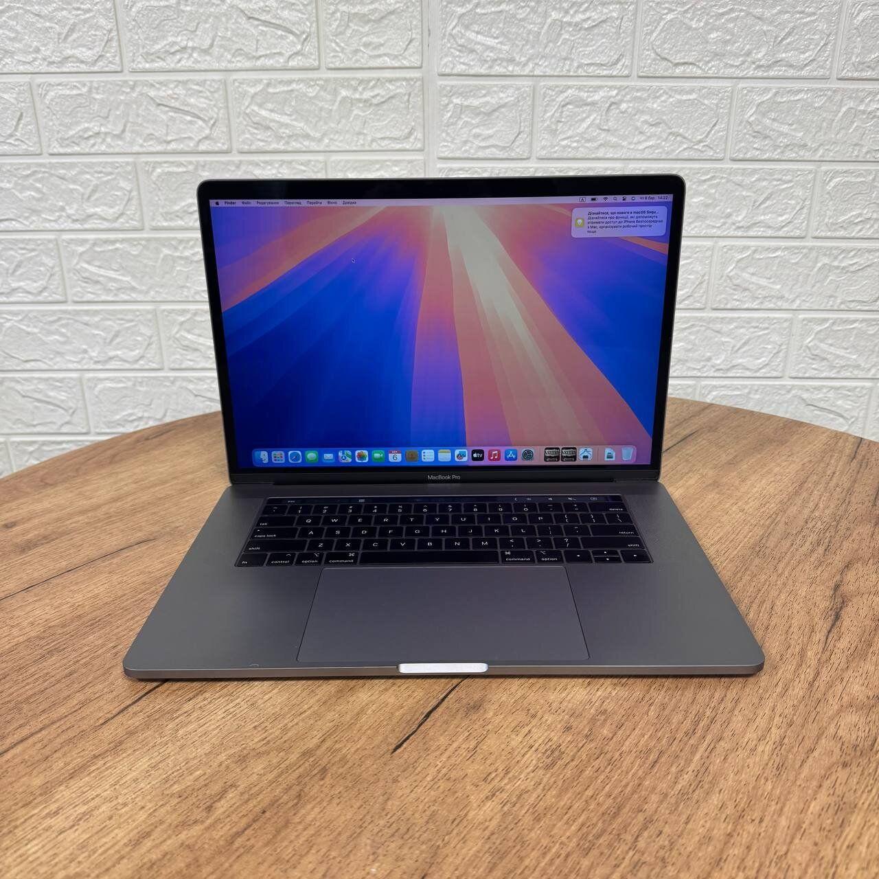 Б/в Ноутбук Б-клас Apple MacBook Pro A1990 2019 15.4" 2880x1800| i9-9980HK| 32GB RAM| 1000GB SSD| Radeon Pro 560X 4GB