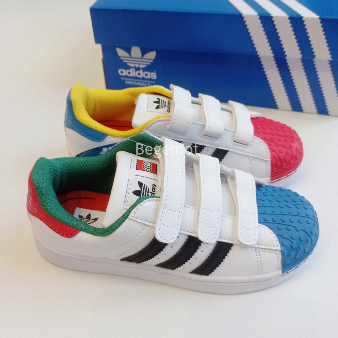 Дитячі кросівки кеди Adidas Superstar Lego