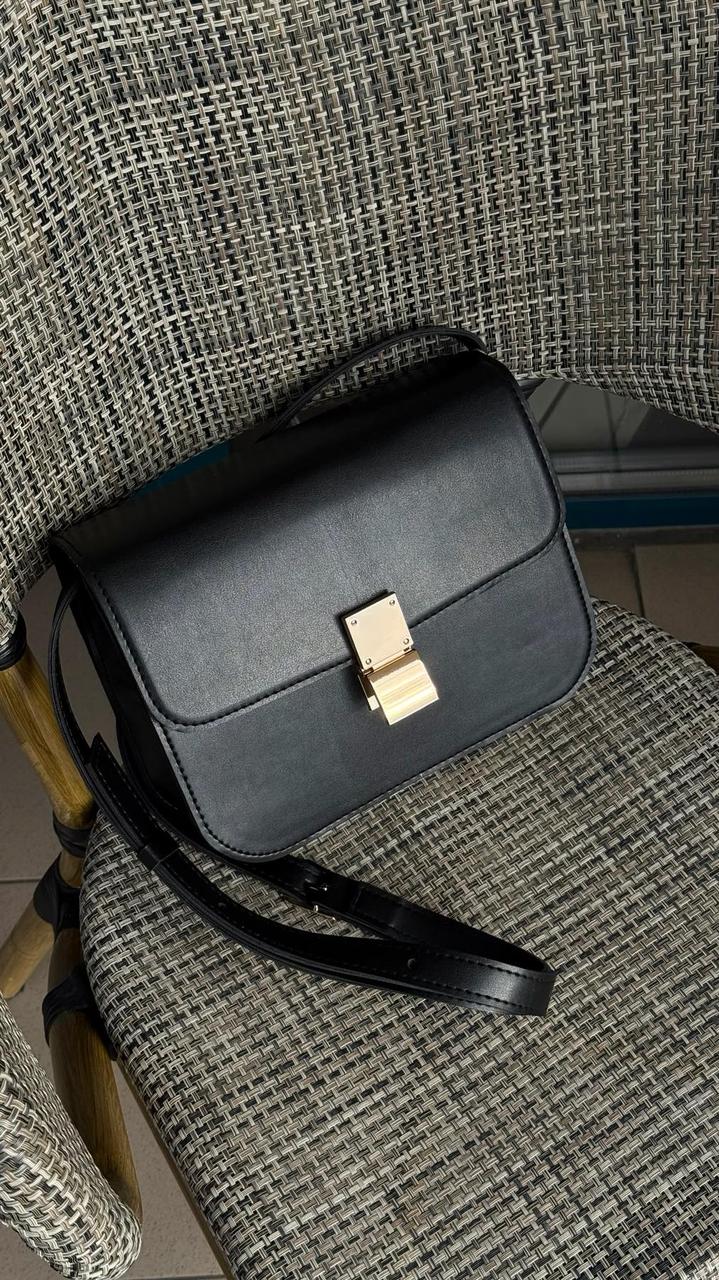 Жіноча сумка крос-боді 18*23 см на два відділення із клапаном зі штучної шкіри Nata Чорний, фото 1