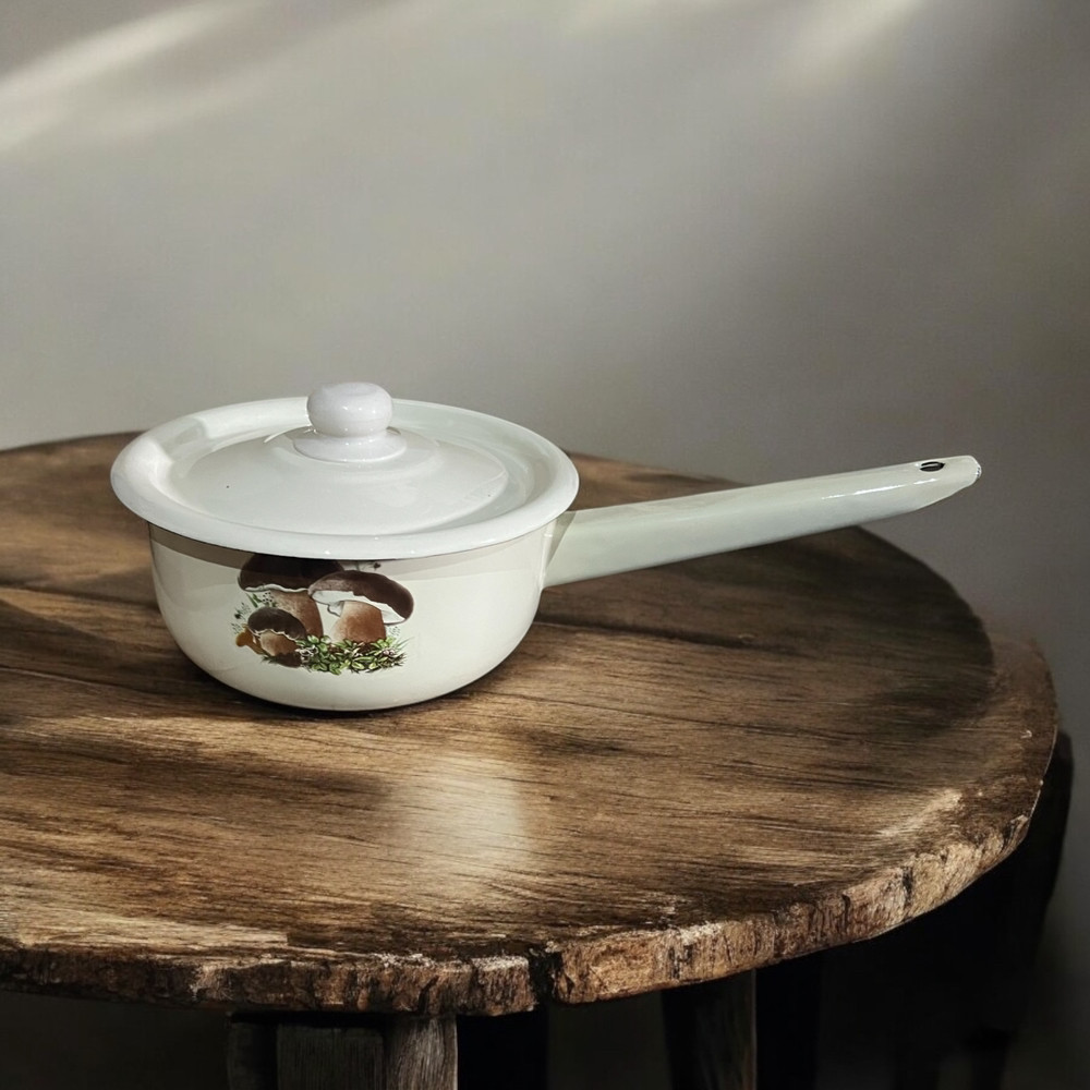 Ківш емальований з кришкою 1.5л Гриби 2108/2 Idilia