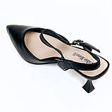 Жіночі шкіряні босоніжки чорного кольору на каблуку G44-02H-Y021Y розмір 36, фото 5