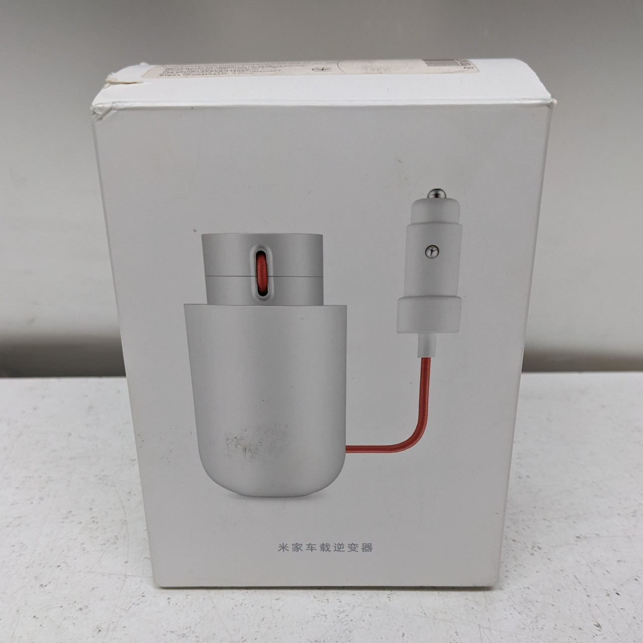Автомобільний інвертор Xiaomi MiJia Car Inverter CZNBQ-1QM 100Вт
