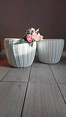 Набір кошиків для саду та квітів із штучного ротангу ручної роботи біла 10 л