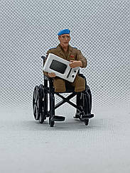 Окупант з мікрохвильовою піччю 2022 фігурка олов'яна | Масштаб 1:32 | Sky Hobby Ukraine