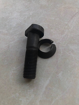 Болт переднього колеса Mercedes T2/L/LN1 Vario 14x1.5x57 FE06270S